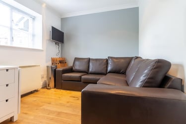 4 bed flat, Sloane Court, Sandyford, Newcastle, NE24PF - Image 2